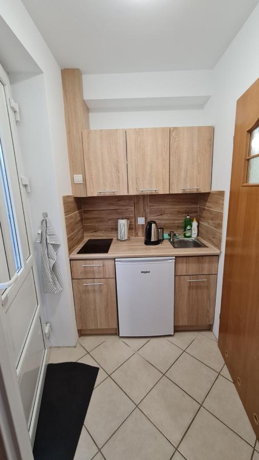 Tmt Pokoje Goscinne Z Aneksami Kuchennymi Katy Rybackie Exterior photo